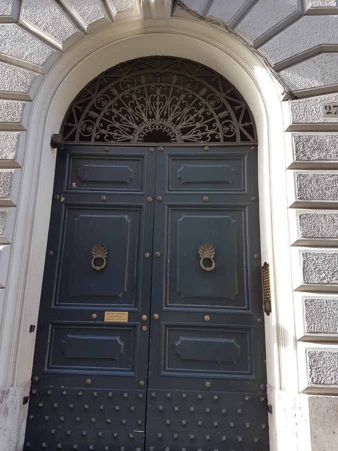 Venustas Roma Hotel Exterior foto